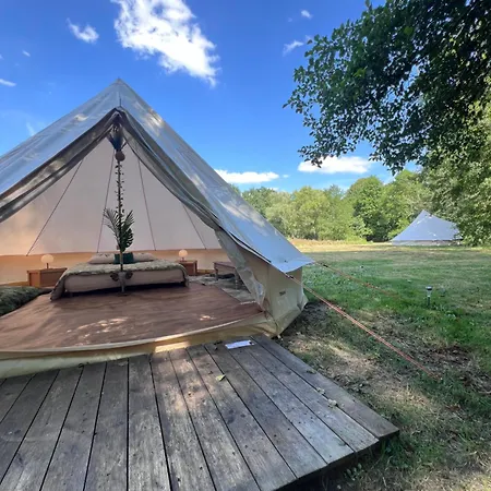 Campo de lujo Le Tipi Tropical Au Bord De La Riviere